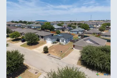 2208 Stoneham, Temple, TX 76504 - Photo 4