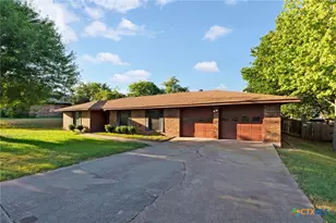 406 E Upshaw Ave, Temple, TX 76501 - Photo 2