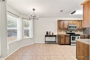 5812 Butterfly Ct, Temple, TX 76502 - Photo 8