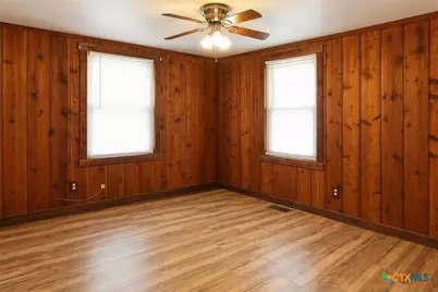 1716 W Main Street, Gatesville, TX 76528 - Photo 10
