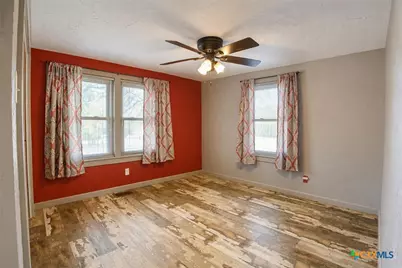 1716 W Main Street, Gatesville, TX 76528 - Photo 8
