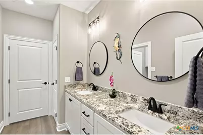 297 Whitetail Lane, Victoria, TX 77905 - Photo 40