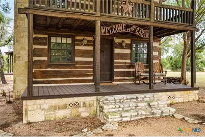 401 Clear Creek Ln, Fredericksburg, TX 78624 - Photo 4