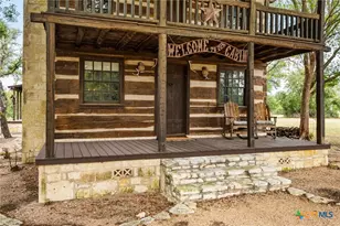 401 Clear Creek Ln, Fredericksburg, TX 78624 - Photo 4