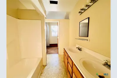 2232 W Monroe Avenue, Port O'Connor, TX 77982 - Photo 24