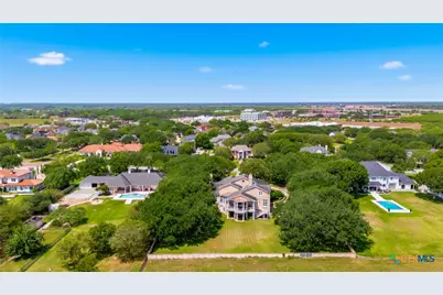 204 Creekridge Drive, Victoria, TX 77904 - Photo 46