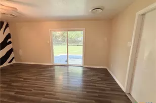 1208 S 19th St, Copperas Cove, TX 76522 - Photo 10