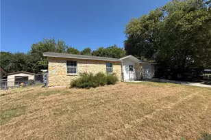 1208 S 19th St, Copperas Cove, TX 76522 - Photo 2