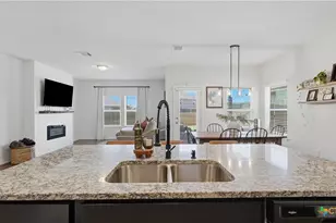 541 Blue Stem Rd, New Braunfels, TX 78130 - Photo 8