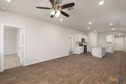 2850 Brogan Creek, New Braunfels, TX 78130 - Photo 10
