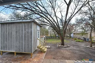 571 W Merriweather St, New Braunfels, TX 78130 - Photo 36
