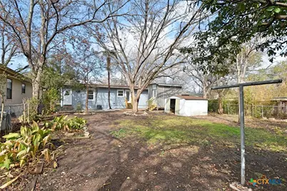 571 W Merriweather Street, New Braunfels, TX 78130 - Photo 40