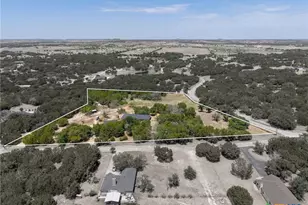 3322 County Rd 1020, Lampasas, TX 76550 - Photo 36