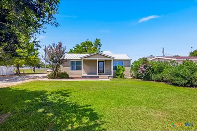 7214 & 7216 State Highway 185, Victoria, TX 77905 - Photo 1