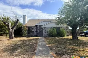 2201 Woodlands Dr, Killeen, TX 76549 - Photo 2