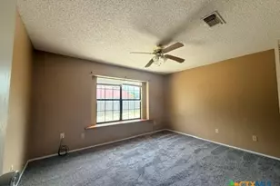 2201 Woodlands Dr, Killeen, TX 76549 - Photo 10