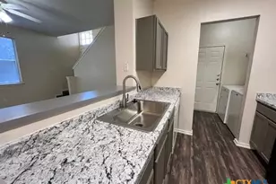 939 Sagewood Trail, San Marcos, TX 78666 - Photo 2