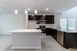 1232 Sweden, Seguin, TX 78155 - Photo 6