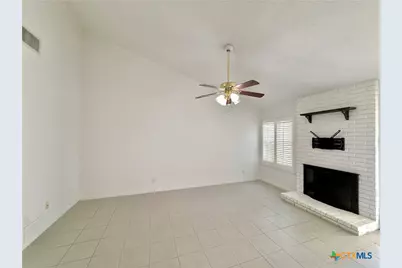 113 Rattan Drive, Victoria, TX 77901 - Photo 4