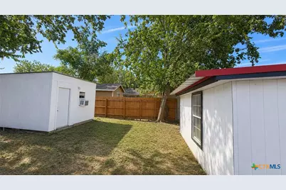 1001 Tony Lee Street, Seguin, TX 78155 - Photo 6