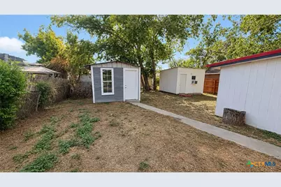 1001 Tony Lee Street, Seguin, TX 78155 - Photo 8
