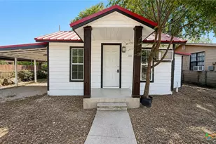 1001 Tony Lee St, Seguin, TX 78155 - Photo 1