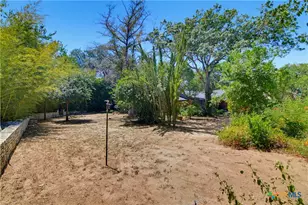1223 Old Homestead, Seguin, TX 78155 - Photo 16