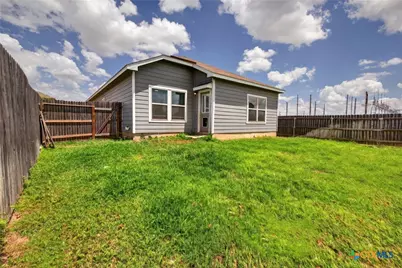 621 Kulpa Cross, Seguin, TX 78155 - Photo 34