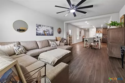 621 Kulpa Cross, Seguin, TX 78155 - Photo 18