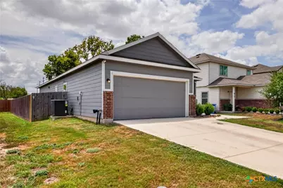621 Kulpa Cross, Seguin, TX 78155 - Photo 4