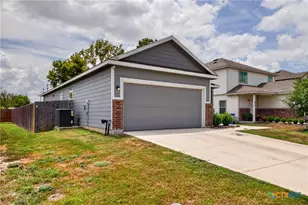 621 Kulpa Cross, Seguin, TX 78155 - Photo 4