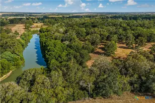 856 Whitley Rd, Yoakum, TX 77995 - Photo 16
