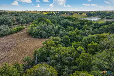 856 Whitley Road, Yoakum, TX 77995 - Photo 4