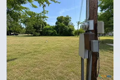 105 Navasota Lane, Seguin, TX 78155 - Photo 6