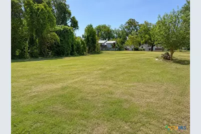 105 Navasota Lane, Seguin, TX 78155 - Photo 8