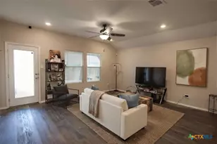 928 Adler Way, San Marcos, TX 78666 - Photo 6