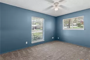 102 Mossridge, Universal City, TX 78148 - Photo 20