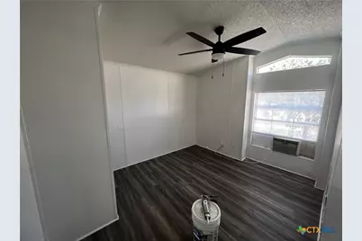 1405 Harris Hill Road, San Marcos, TX 78666 - Photo 10