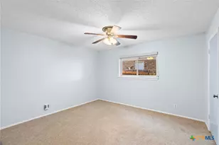 6002 Crown Way, San Antonio, TX 78239 - Photo 16