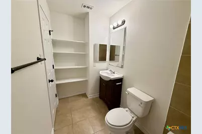 91 Plaza Drive #2, Universal City, TX 78148 - Photo 16