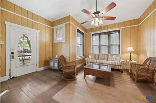 124 S Ave I, Shiner, TX 77984 - Photo 4