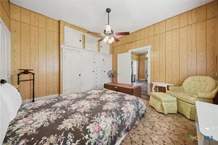 124 S Ave I, Shiner, TX 77984 - Photo 14