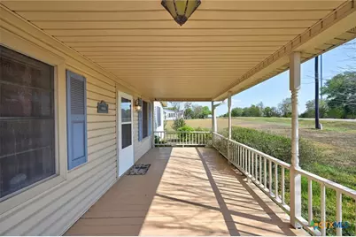 1134 State Higway 95, Shiner, TX 77984 - Photo 4