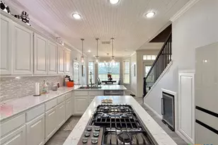 311 Charleston Dr, Victoria, TX 77904 - Photo 12