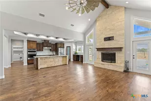36 Mdw Crk Dr, Inez, TX 77968 - Photo 8