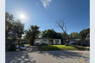 2505 Cardinal Street, Victoria, TX 77901 - Photo 2