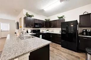 15304 Harkness Pass, Austin, TX 78725 - Photo 4
