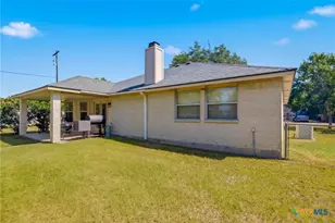 119 Elaine St, Victoria, TX 77904 - Photo 22