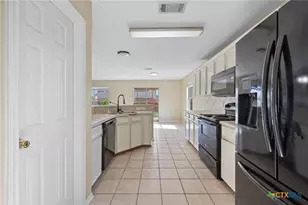 3301 Thunder Creek Dr, Killeen, TX 76549 - Photo 6