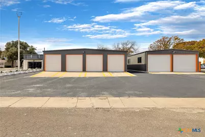408 S Main Street, Lampasas, TX 76550 - Photo 12